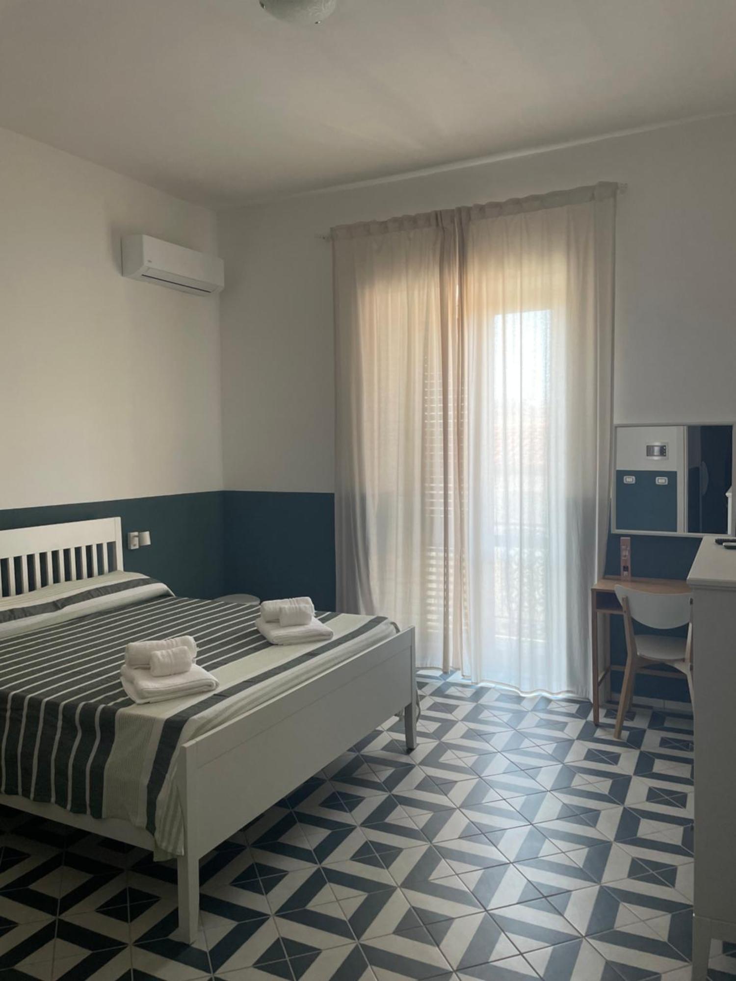 Hotel Donna Maria Sapri Esterno foto